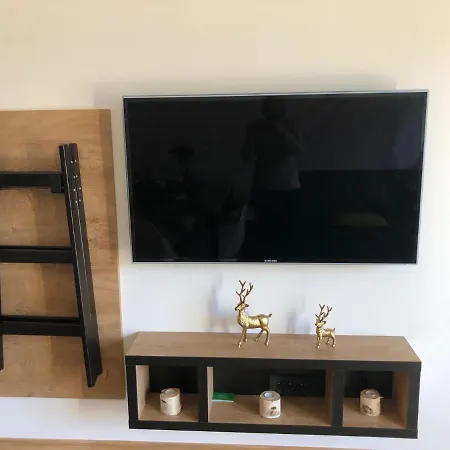 Mojca - Peridot In The Center With Private Indoor Parking