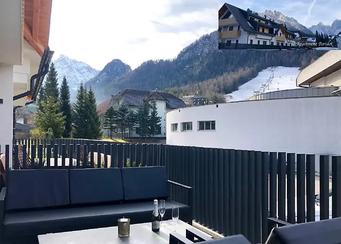 Mojca - Peridot In The Center With Private Indoor Parking Apartmán