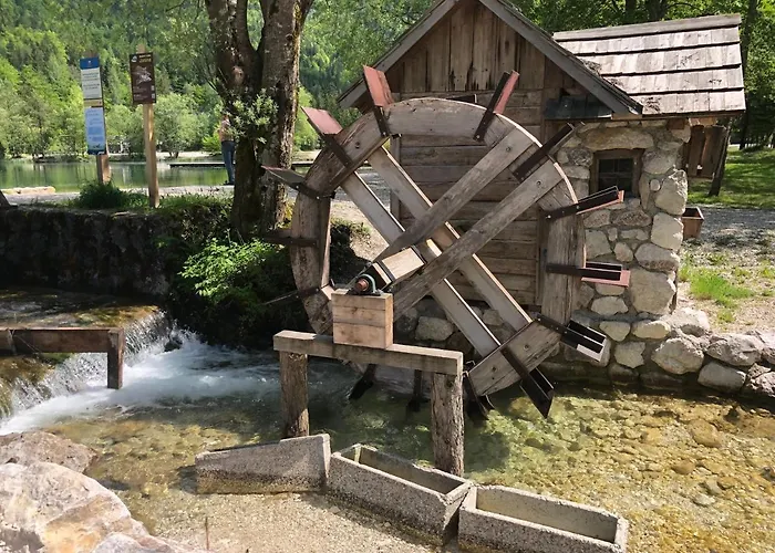 Mojca - Peridot In The Center With Private Indoor Parking