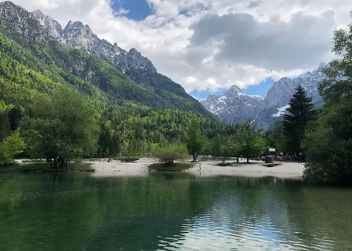 Mojca - Peridot In The Center With Private Indoor Parking Apartmán Kranjska Gora